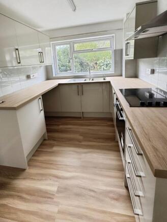pbox-kitchen-335808.jpg
