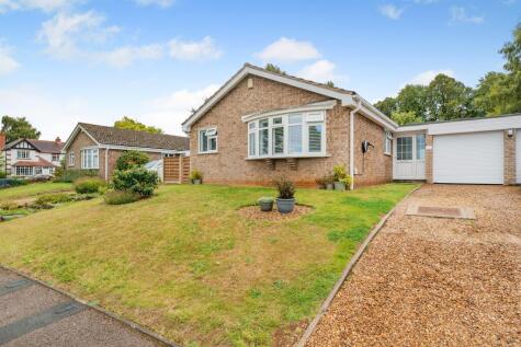 Poplar Close, Uppingham, Oakham