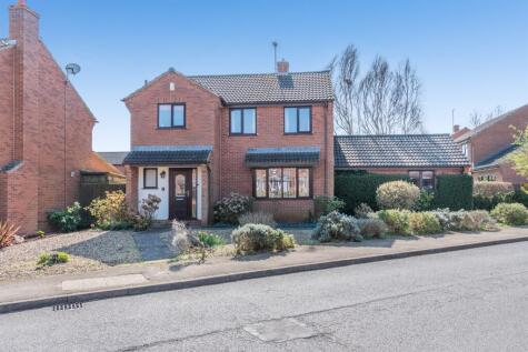 Lime Tree Avenue, Uppingham, Oakham