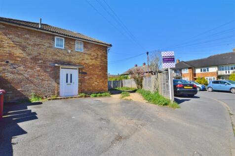 Crayle Street, Slough, Slough