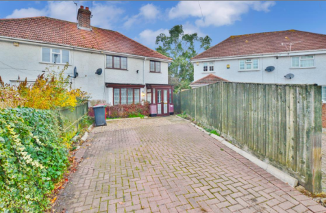 First Crescent, Slough