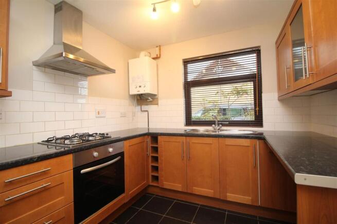 kitchen ].JPG
