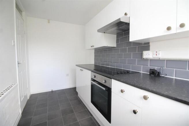 kitchen 2 .JPG