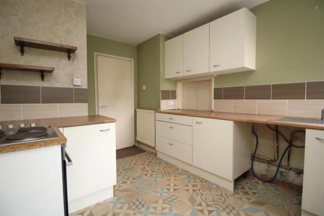 kitchen 2 .JPG