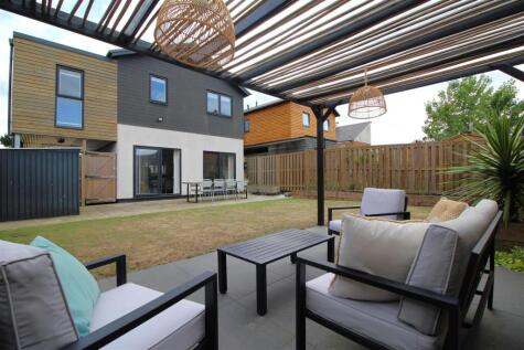 Forrest Drive, Peterborough