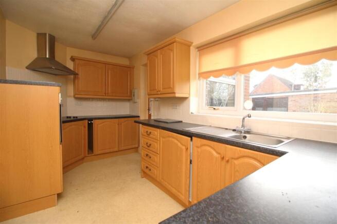 kitchen 1.JPG