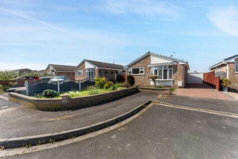 Lapwing Gardens, Worle-  No Chain