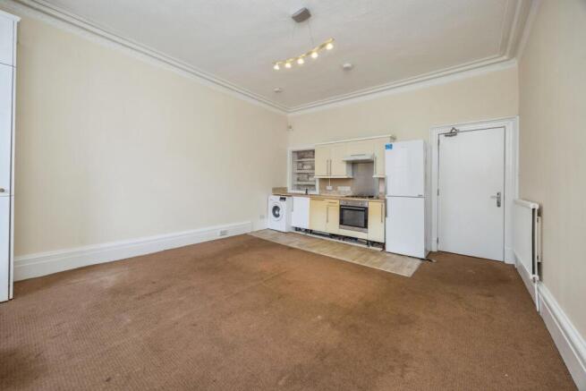 Sitting Room/Kitchen