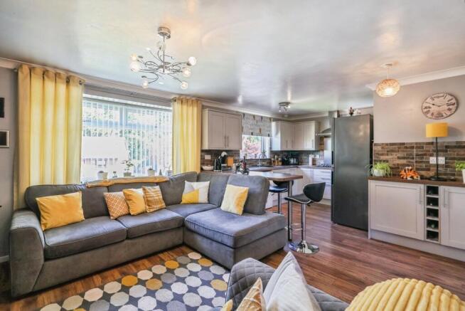 Kitchen/Living Room
