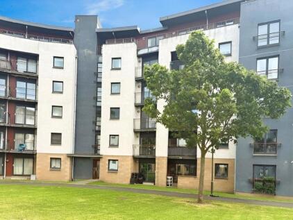 East Pilton Farm Crescent, Edinburgh, Midlothian, EH5