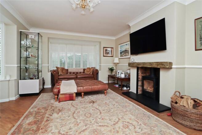Living Room Pic 1
