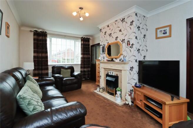 Lounge Pic 1