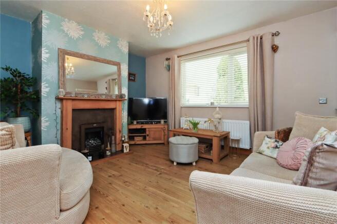 Living Room Pic 1