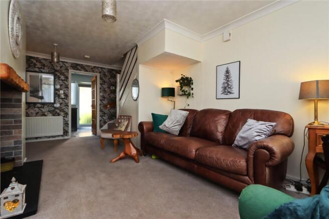 Lounge/Dining Pic 2