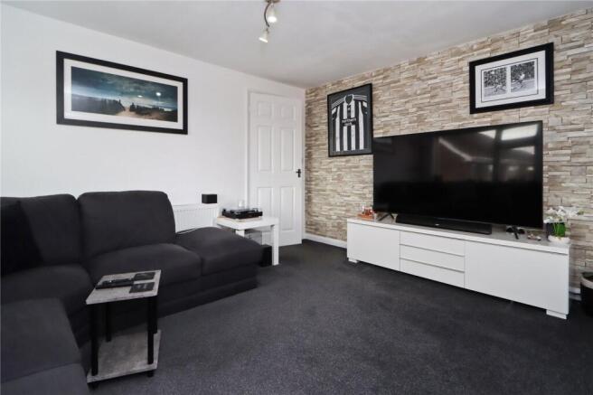 Living Room Pic 2