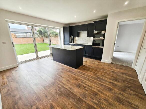 Kitchen/Dining Room