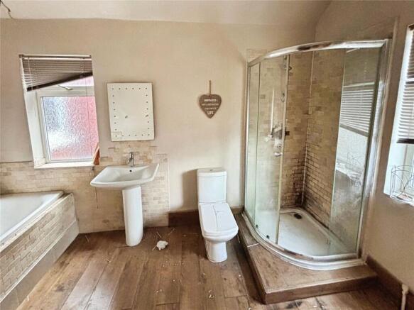 Bathroom/Wc