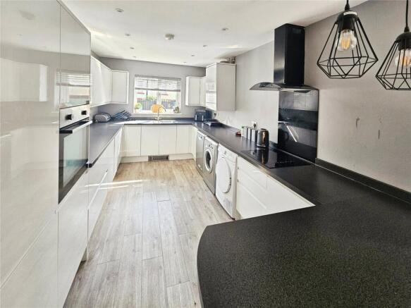 Fitted Kitchen