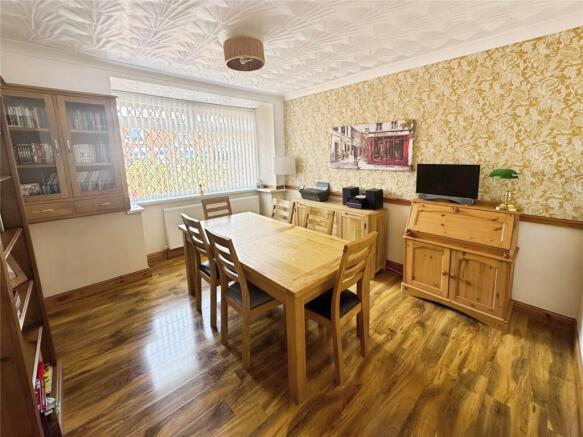 Dining Room/Bedroom