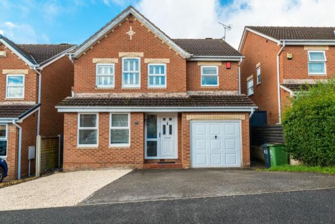 4 bedroom detached house for sale in Beeley Close, Belper, DE56