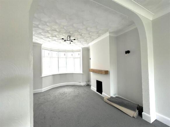 lounge with fireplace.jpg