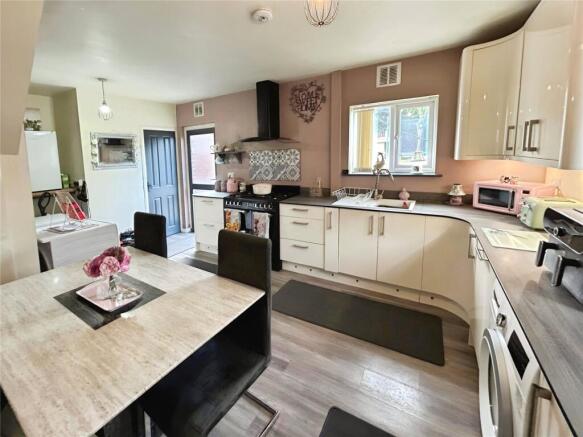 Dining Kitchen