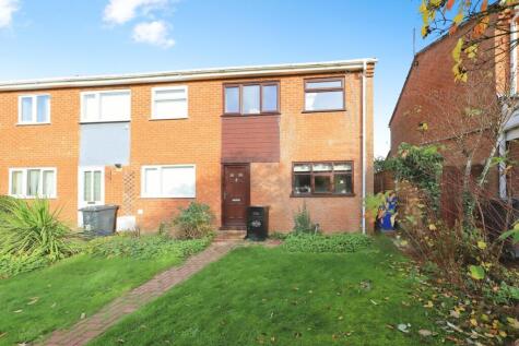 Scampton Close, Perton Wolverhampton, Staffordshire, WV6