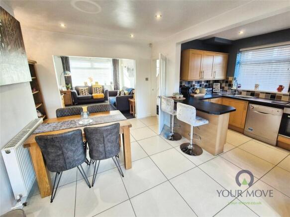 Kitchen/Dining Room