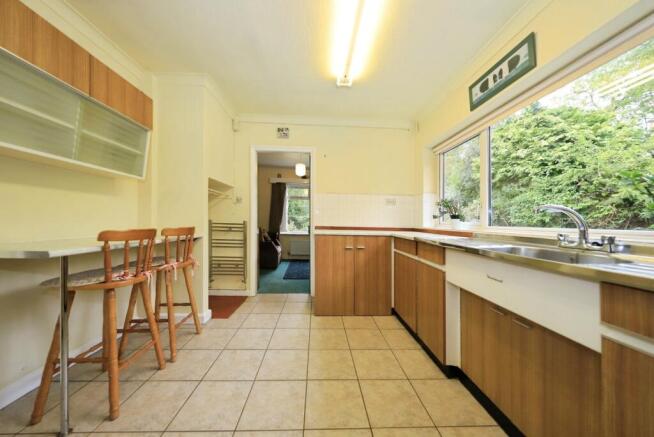 Kitchen/ Breakfast