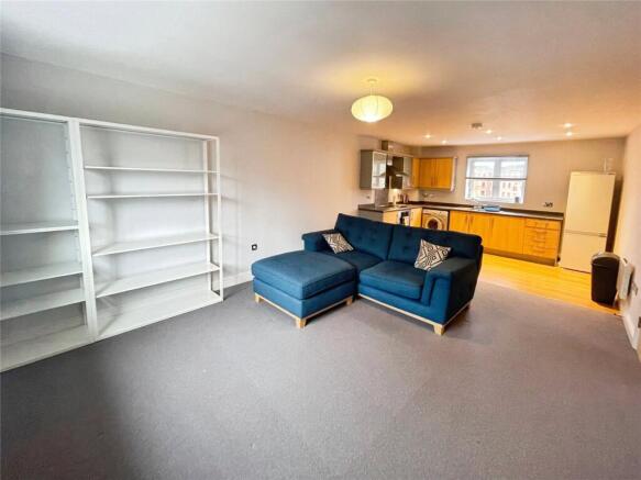 Lounge/Kitchen