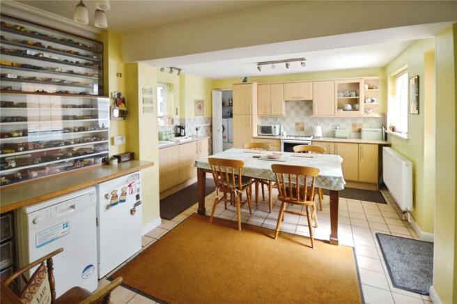 Kitchen/Dining Room