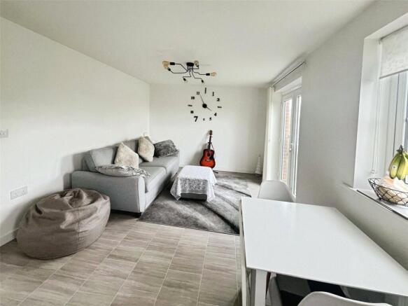 Lounge No. 02