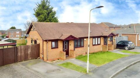 Wensum Close, Hinckley, Leicestershire, LE10