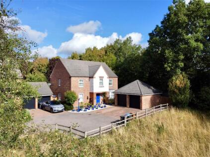 Sunloch Close, Burbage, Hinckley, Leicestershire, LE10