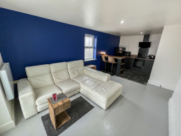 Lounge/Kitchen
