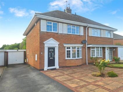 Bladon Close, Nuneaton, Warwickshire, CV11