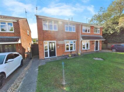 Frensham Drive, Nuneaton, Warwickshire, CV10
