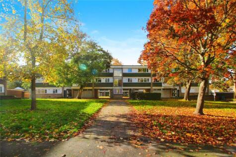 Livingstone Walk, Hemel Hempstead, Hertfordshire, HP2