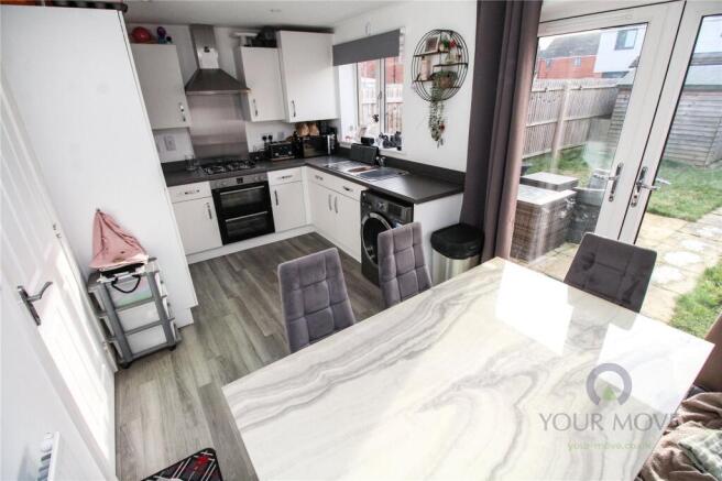 Kitchen/Dining Room