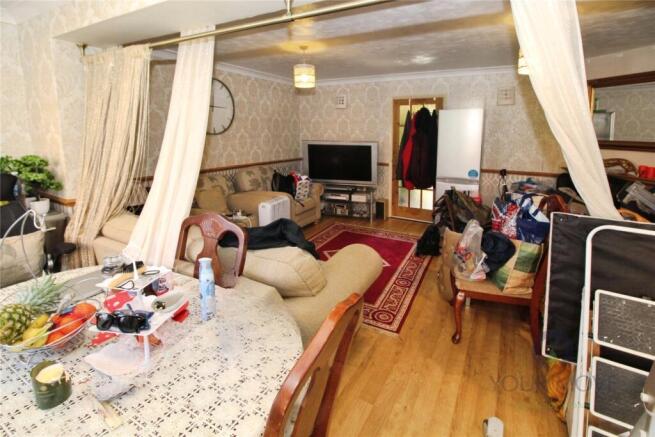 Living/Dining Room