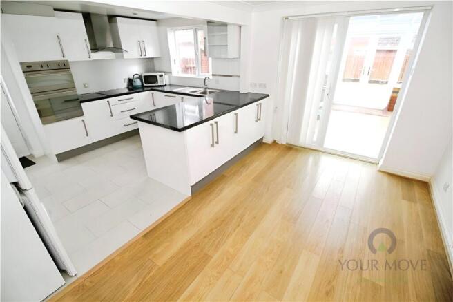 Kitchen/Dining Room