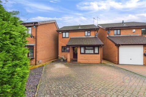 Wardlow Close, West Hunsbury, Northampton, NN4