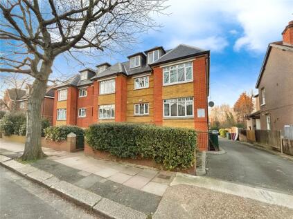 Dukes Avenue, New Malden, KT3