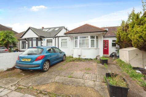Glasbrook Avenue, Whitton, Twickenham, TW2
