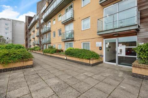 Tilley Road, Feltham, TW13