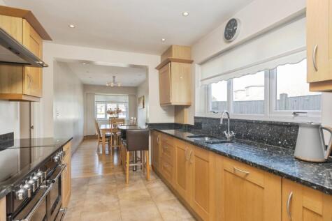 Green Way, Hartley, Longfield, Kent, DA3