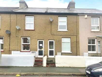 Essex Road, Longfield, Kent, DA3