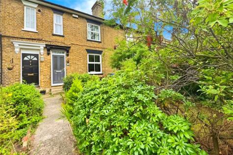 Priory Row, Faversham, Kent, ME13