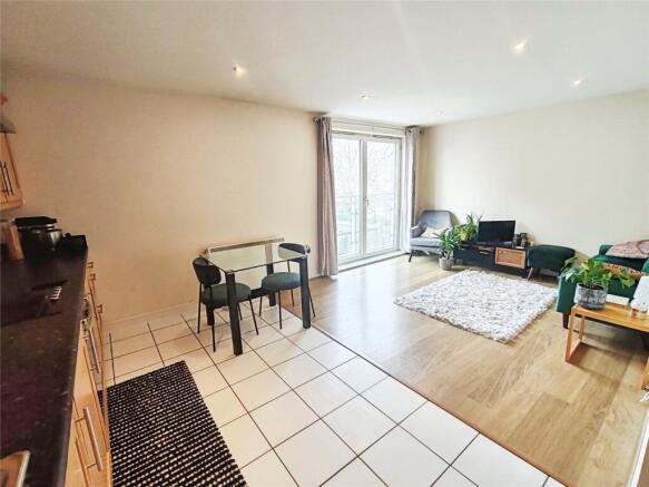 Kitchen/Living Area