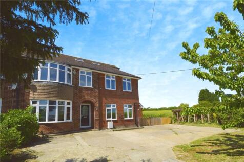Stoke Road, Allhallows, Rochester, Kent, ME3